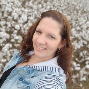 Meet your Posher, Naomi